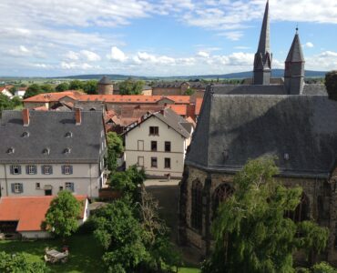 Blick auf das Sendezentrum